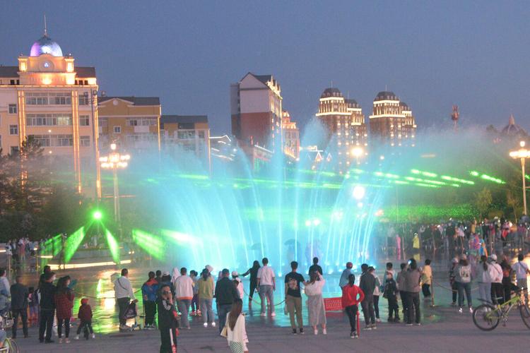 黑河市世纪广场音乐喷泉如约绽放陪您度过炎炎夏日